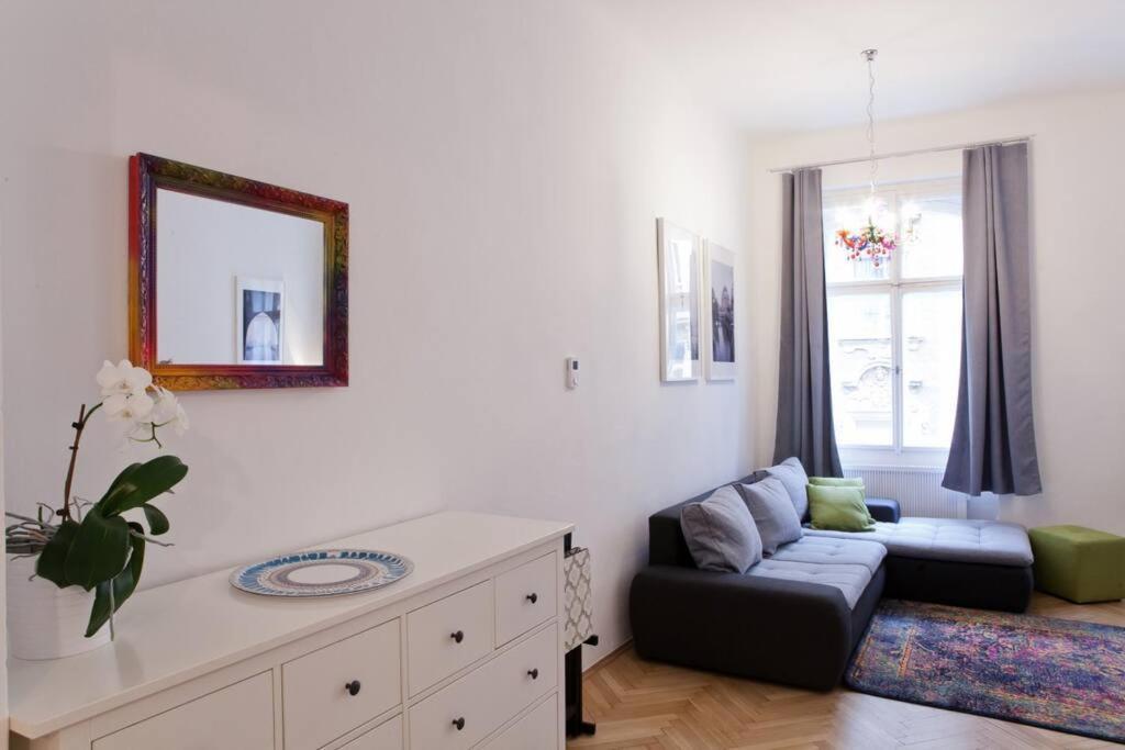 Prague Center Apartment With Fireplace Exterior foto