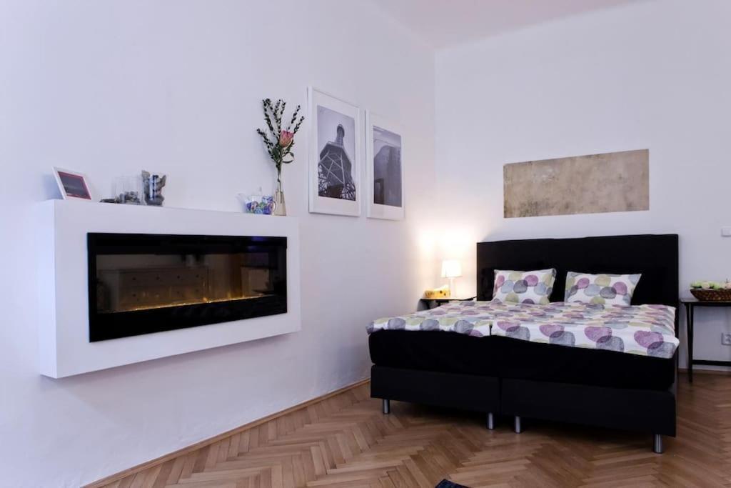 Prague Center Apartment With Fireplace Exterior foto